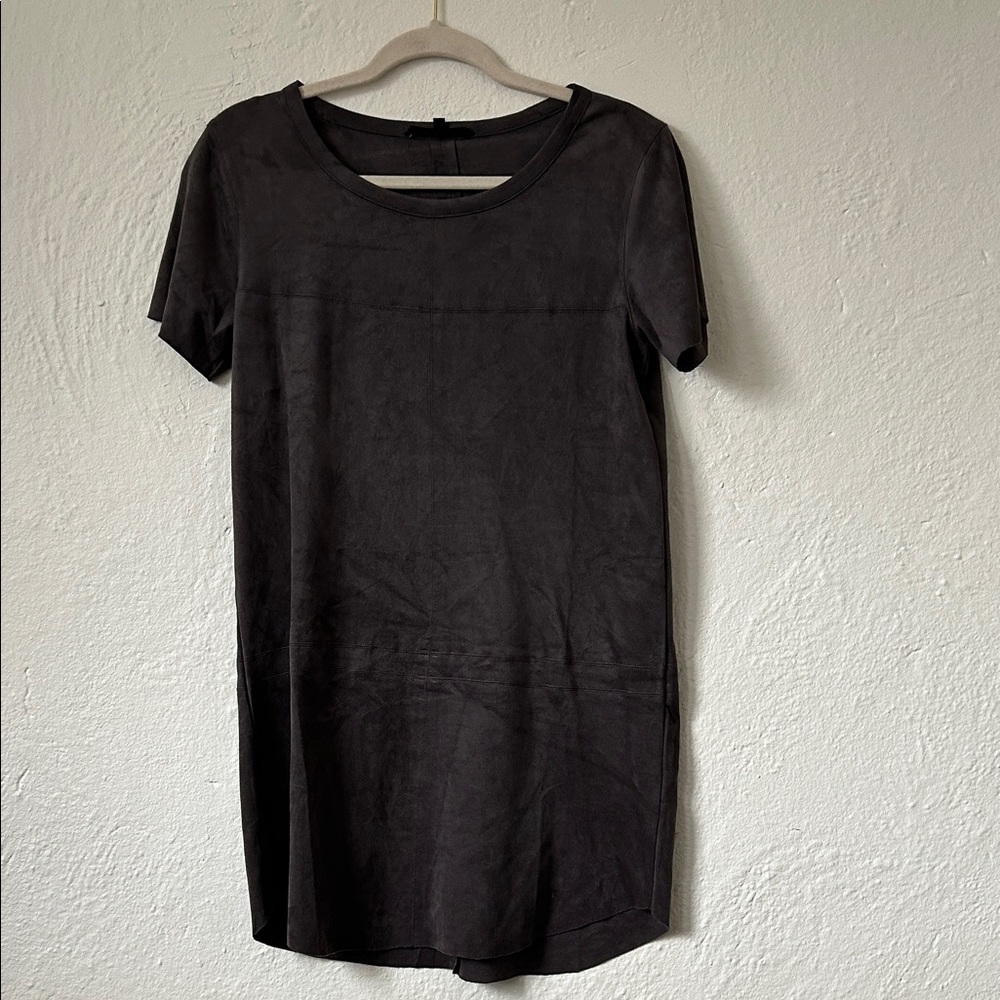 Olivaceous Short-Sleeve Black Suede-Look Shift Dress